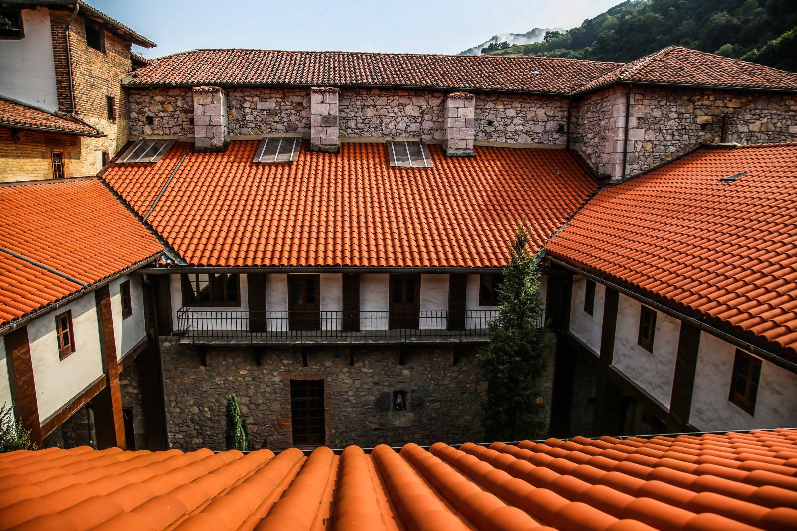 Santa Clara Tejado Tolosa Monumento Patio Centro claustro
